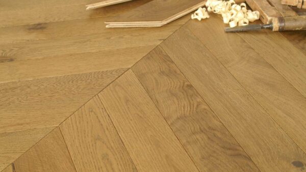 Nevada 15/4 x 90mm Rustic Wheat Oak Chevron Engineered Flooring