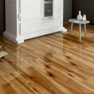 Home High Gloss 8mm Hickory Oak 4V Laminate Flooring