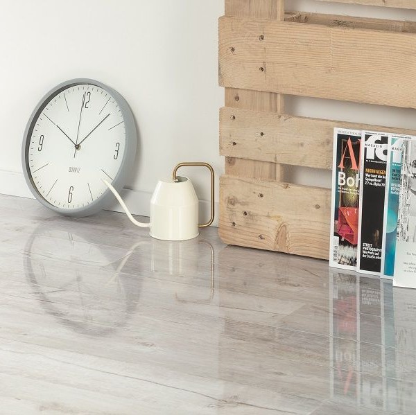 Home High Gloss 8mm Stone White Oak 4V Laminate Flooring