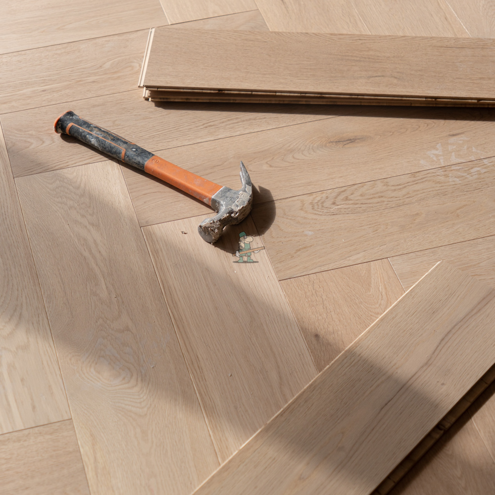 Riviera Click 14/3 x 150mm Pale Invisible Oak Herringbone Engineered Flooring