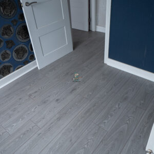 72sqm 📦 Pallet DEAL – 12mm German Premium AC5 Grey Oak Laminate Flooring