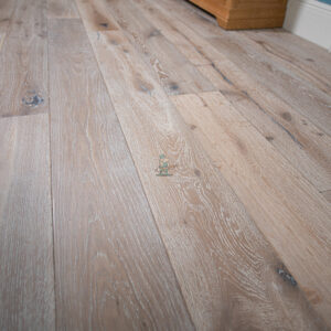 Nature 15/4 x 220mm Natural Oak Distressed Premium Engineered Flooring