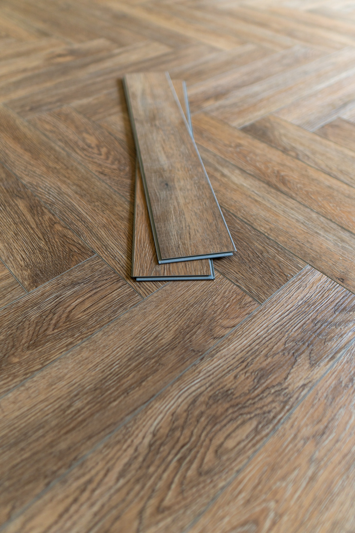 Which is Cheaper Luxury Vinyl or Engineered Hardwood?