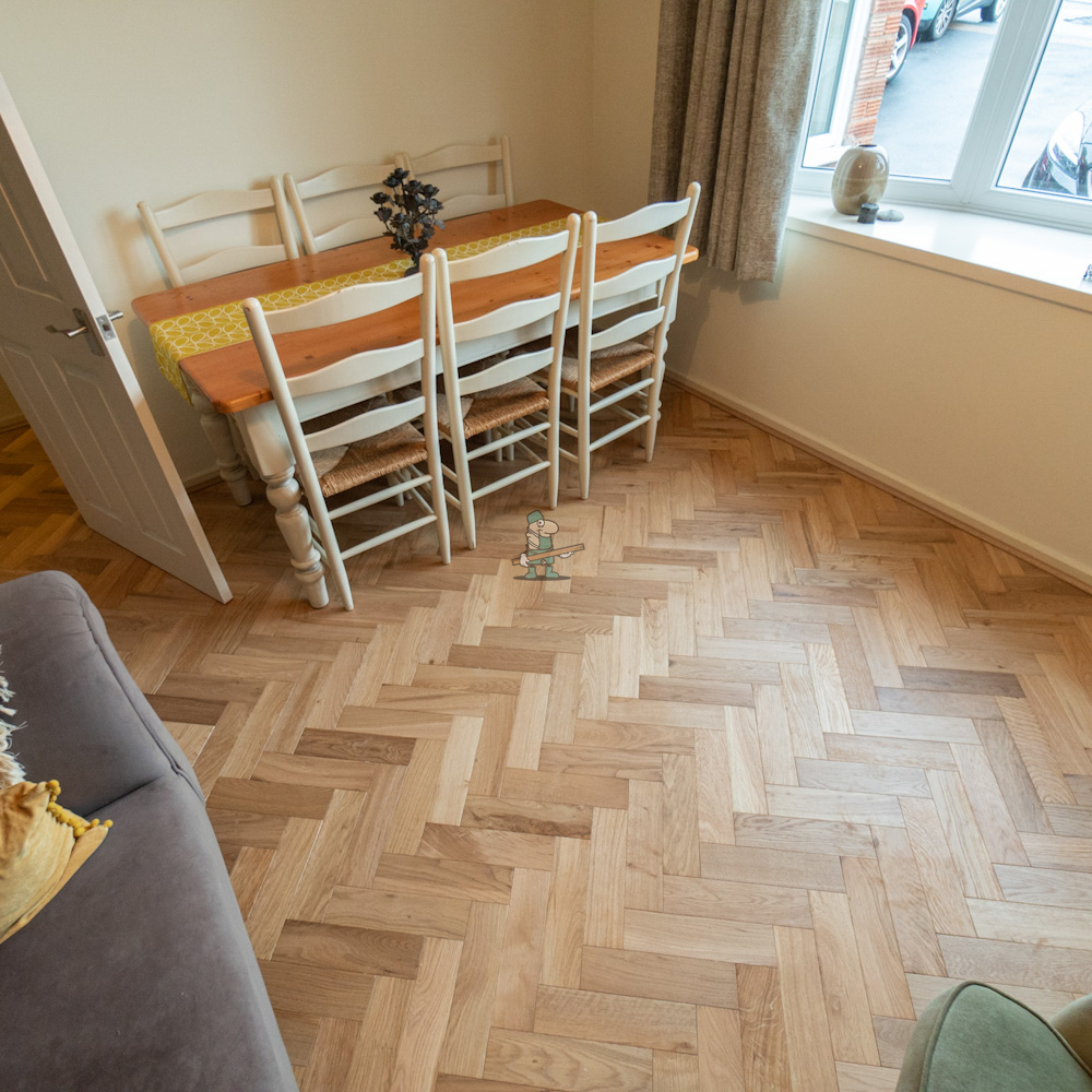 61.9sqm 📦 18mm Natural Brushed Oak Parquet Solid Wood Flooring